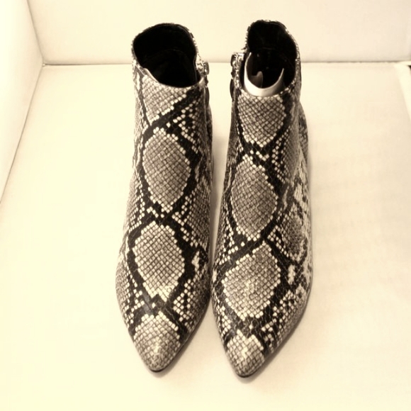 👉NWOT! MICHAEL Michael Shannon, Chunky heeled Cardi Boots New,  SZ 6 - Picture 5 of 10